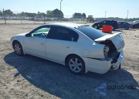 2006 Nissan Altima 2.5 S from USA, damaged, VIN 1N4AL11D26C200605